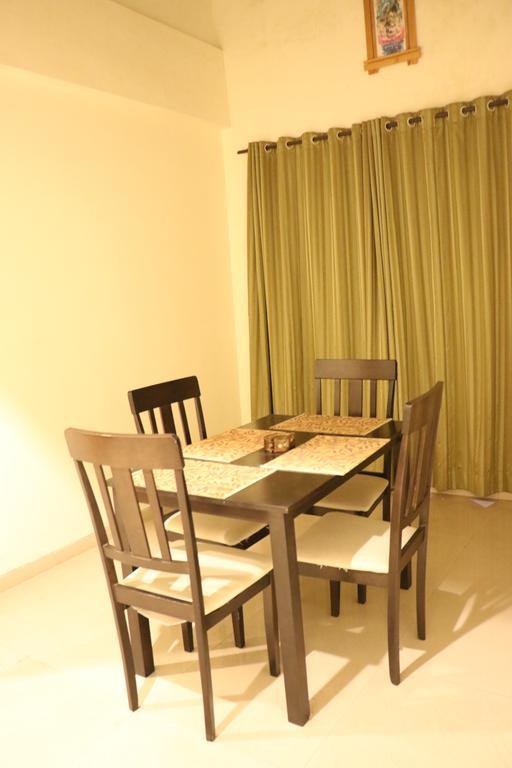 Pallavi A'Vida Navi Mumbai Ruang foto